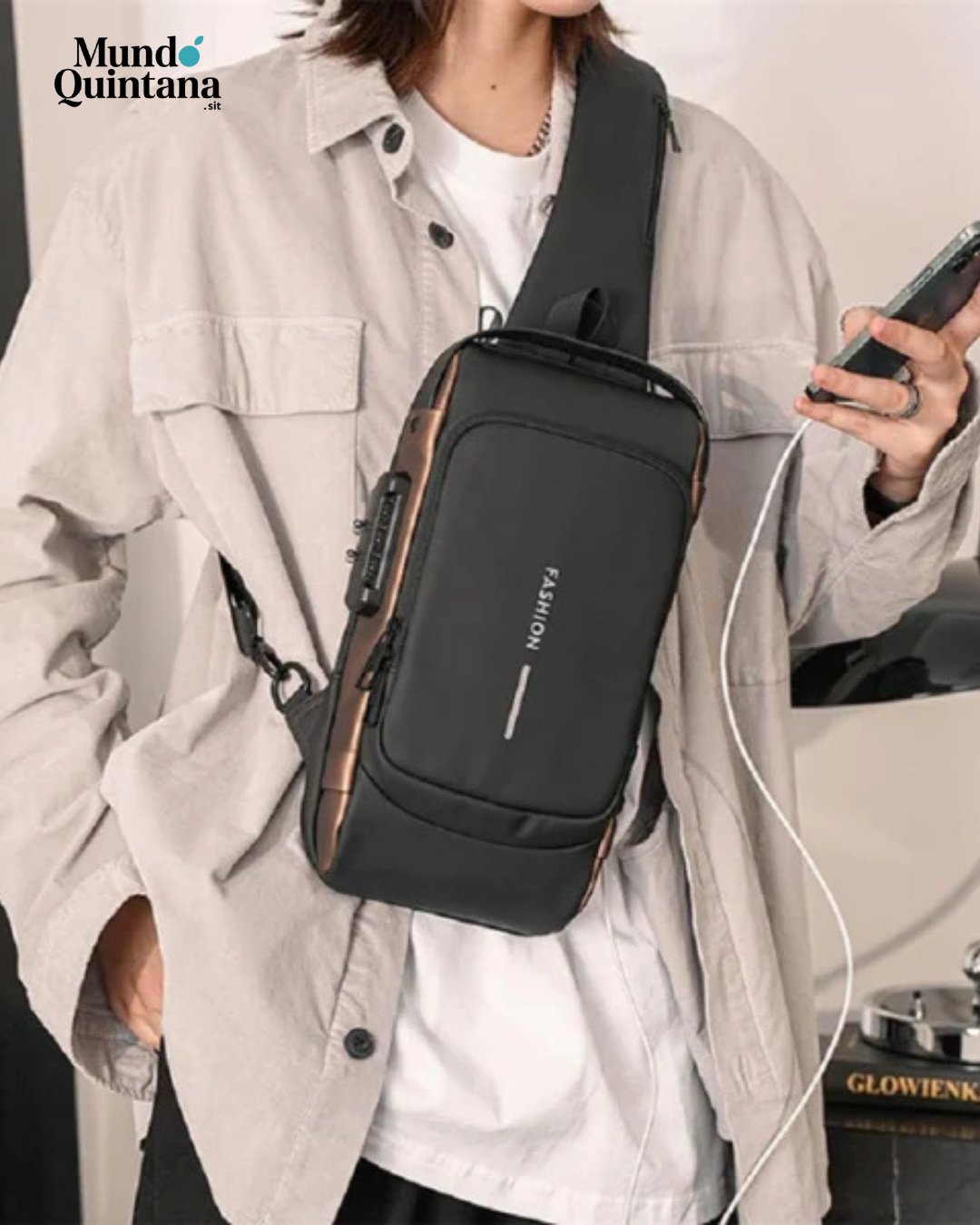 MOCHILA DE HOMBRO MULTIBOLSILLO CON CLAVE
